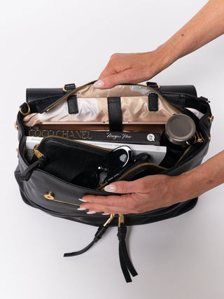 #colour_black-gold-pre-order