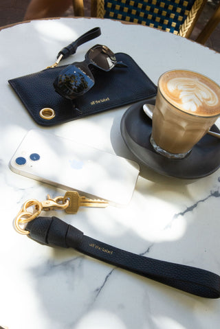 Harriet Case (Pebbled Leather)