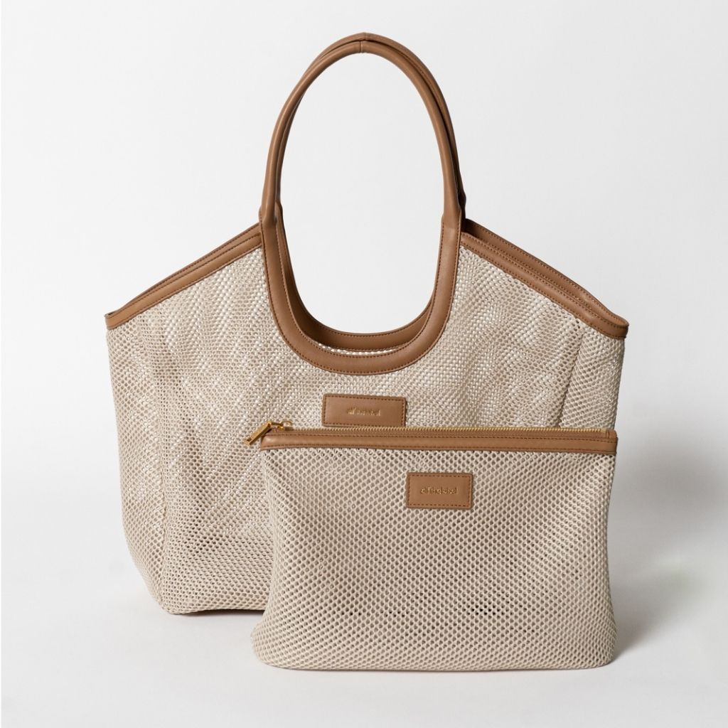 Pairs with a pouch