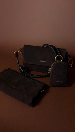 #colour_dark-chocolate