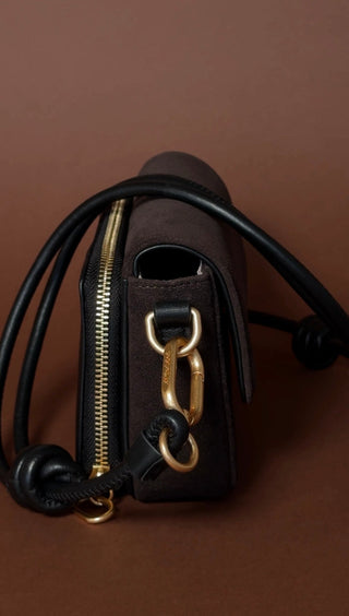 #colour_dark-chocolate